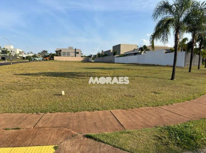 Terreno à venda, 591 m² por R$ 830.000 - Alphaville - Bauru/SP