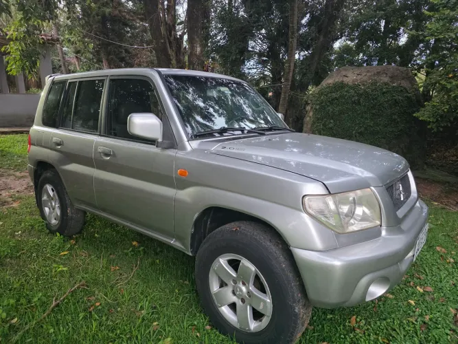 Mitsubishi Pajero TR4 2.0/ 2.0 Flex 16V 4X4 Mec. 2004