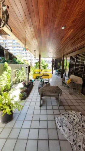 CASA PARA LOCAÇÃO COM 350m²DE ÁREA CONSTRUÍDA NO JARDIM OCEANIA