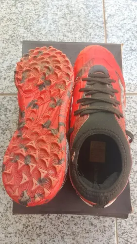 Vendo essa chuteira