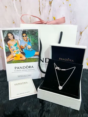 Colar Pandora elegância eterna 
