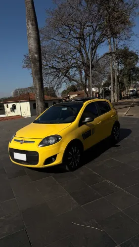 Fiat Palio Sporting 1.6 Flex 16V 5P 2014