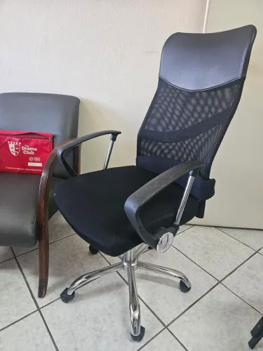 Cadeiras de escritório baratas
