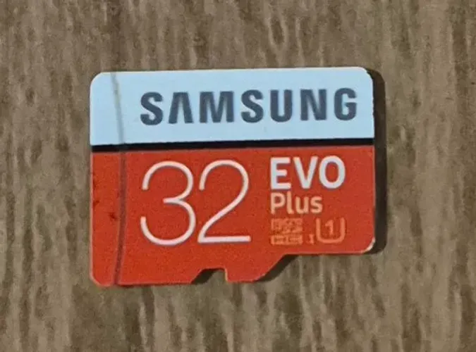 Vendo cartão de memória 32gb