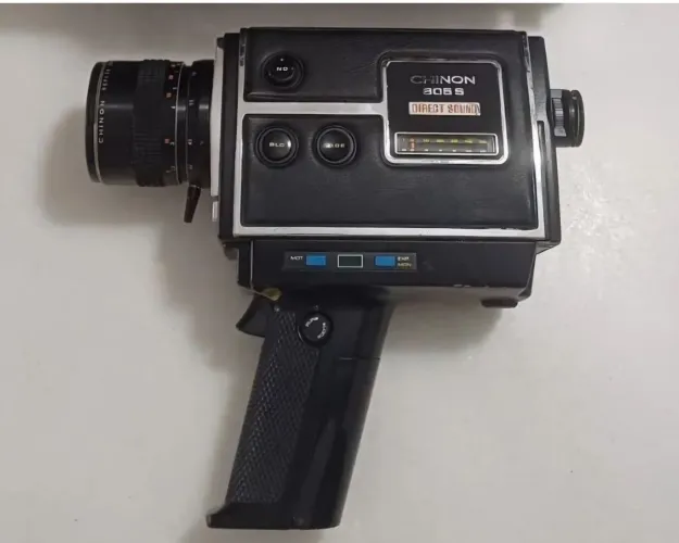 Filmadora Super 8 retrô chinon 805S