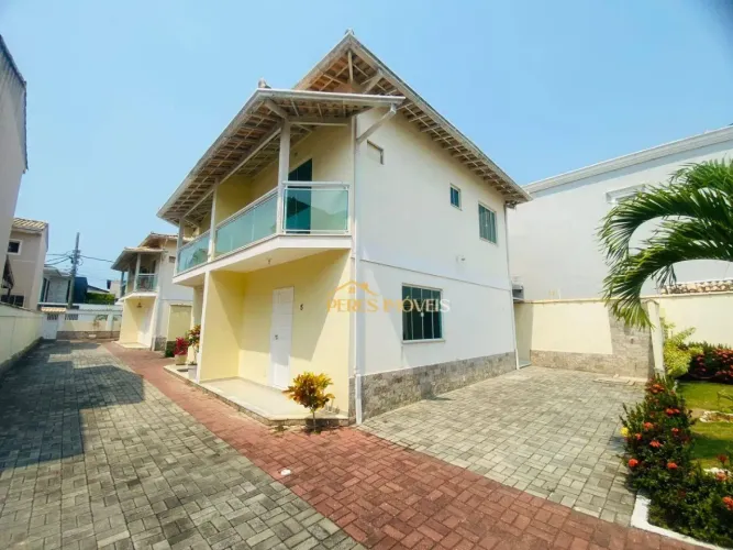 Casa em condomínio de alto padrão com 02 suítes, 78 m² por R$ 350.000 - Costazul - Rio das