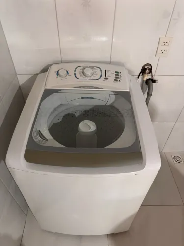 Vende-se Máquina de lavar