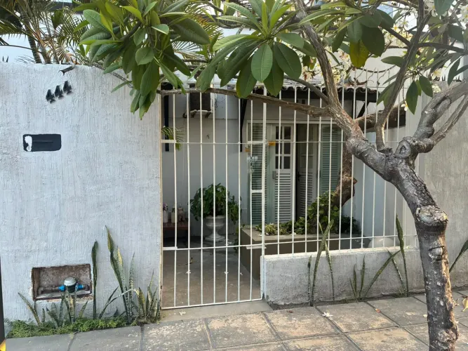 Quartos mobiliados.
