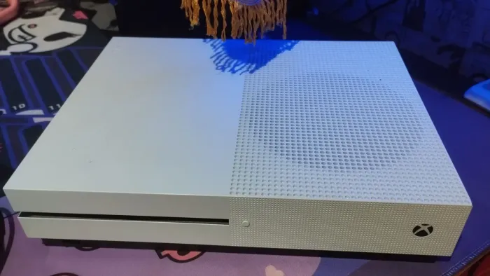 XBOX ONE S (DEFEITO)