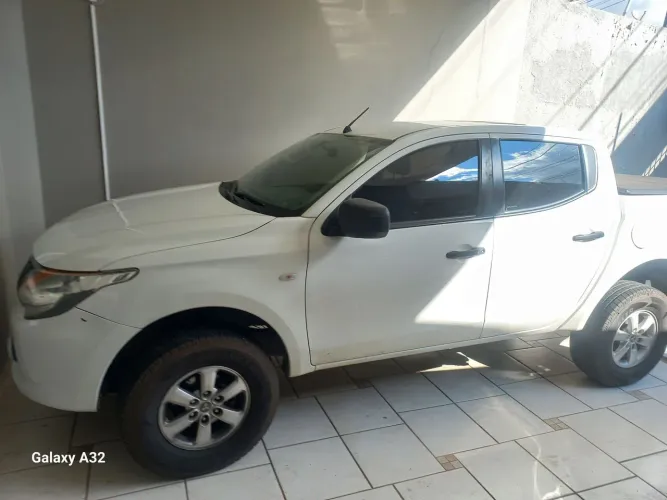 Mitsubishi L200 Triton Sport GLS 2.4 CD Diesel Aut. 2021