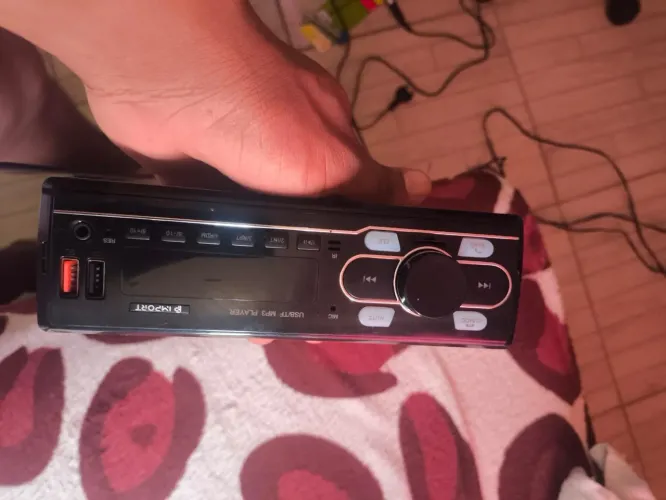 SOM E FONE