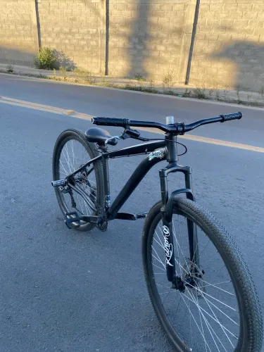 Vende se bike simples