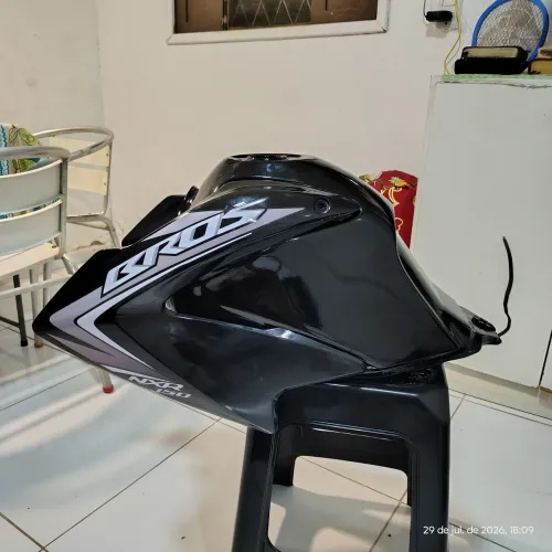 Tanque da Bros 150 com asinha ano 2009 até 2012