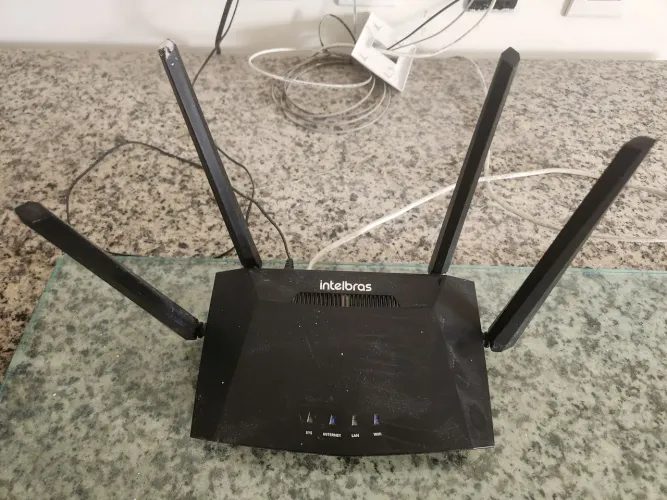 Roteador Intelbras gigabit