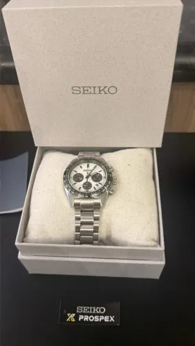 SEIKO PROSPEX SPEEDTIMER SSC813P1 39mm