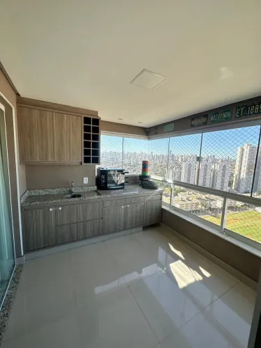 Apartamento à Venda no Vila dos Alpes 20º e Último Andar | 2 Quartos | Nascente