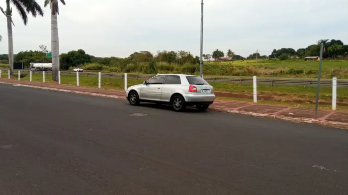 Audi A3 1.8 5P Mec. 2002