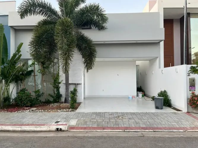 Linda Casa Para locação no Condomínio Sol Nascente Orla