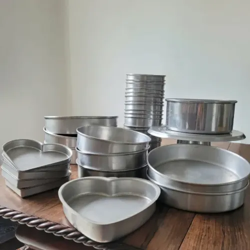 Kit Confeitaria com 30 Formas + Bailarina Giratória Inox