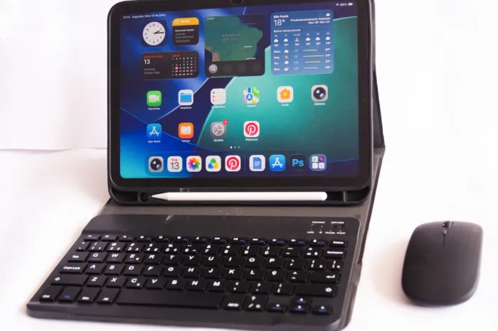 IPAD 2025 A16 com capa, película, caneta, teclado e mouse