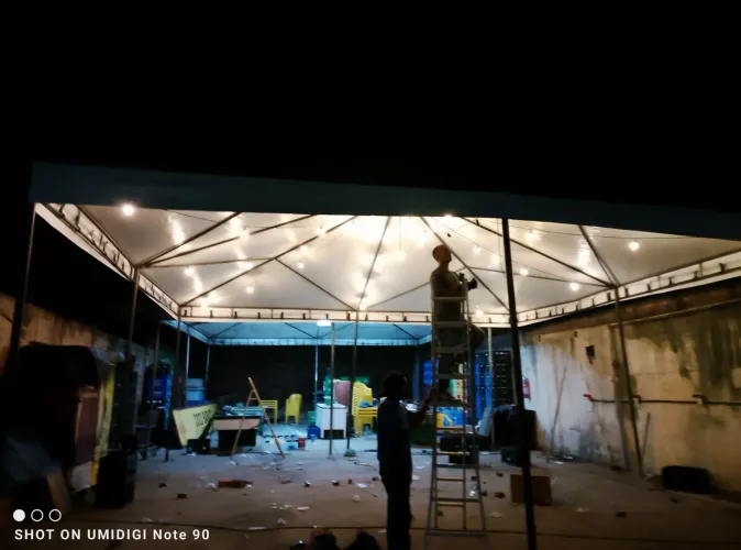 Fabricamos tendas e toldos vários modelos