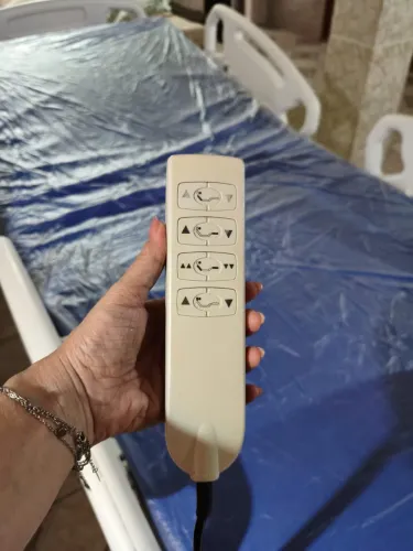 CAMA HOSPITALAR AUTOMÁTICA (SEMI NOVA)