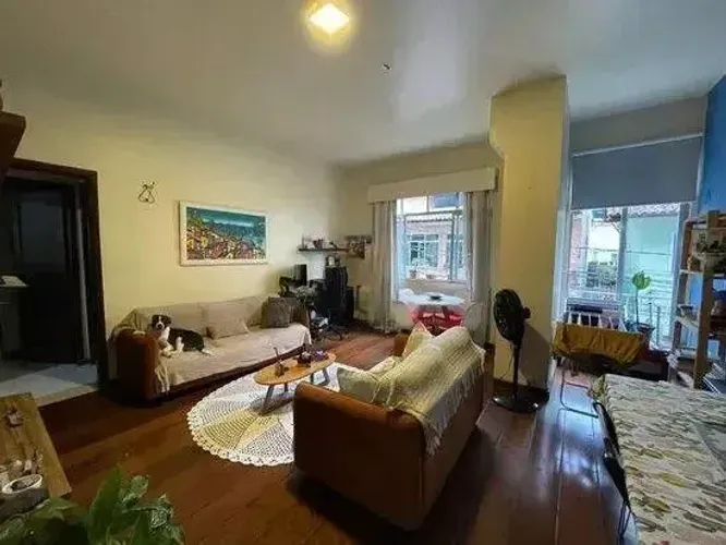 CASA DE VILA À VENDA 4 quartos em Santa Rosa - Niterói - RJ