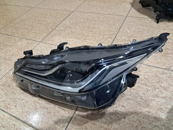 Farol esquerdo corolla corolla 2022 a 2025 full led