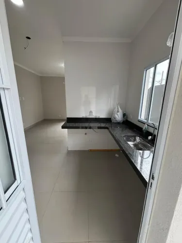 Casa - Loteamento Portal Santa Inês - 2 Dormitórios - 71,78m².