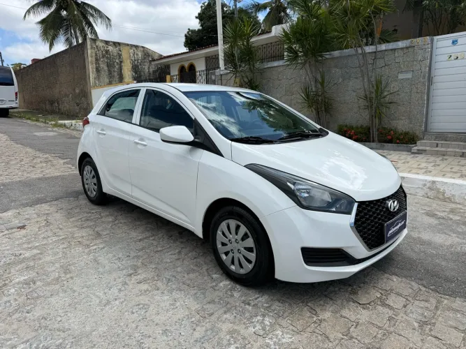 Hyundai HB20 Unique 1.0 Flex 12V Mec. 2019