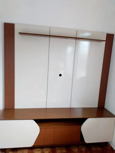 PAINEL HELO COM BANCADA