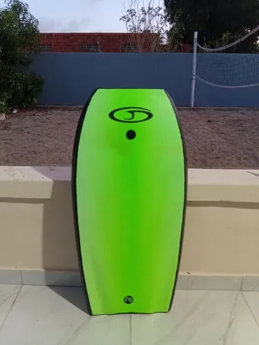 PRANCHA DE BODYBOARD GENESIS GSX COM LEASH