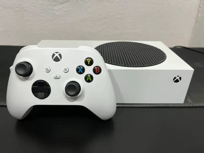Xbox Séries S Com teclado e mouse