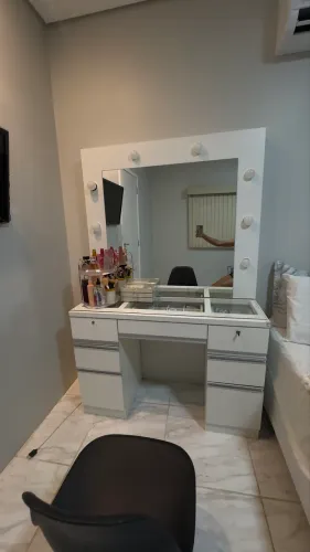 Penteadeira sem marcas de uso mdf planejada 