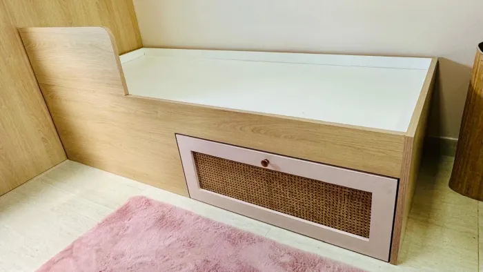Cama projetada com colchao