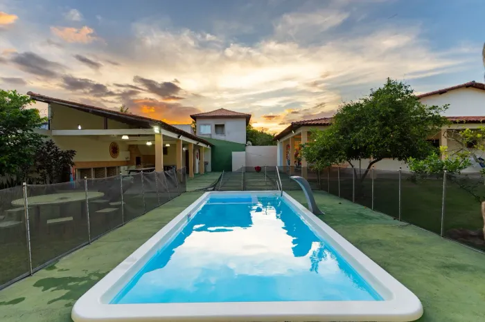 Casa de Temporada em Grussaí com Piscina - Excelente Localização