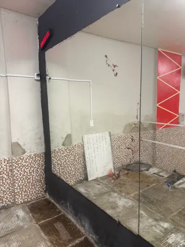 Três folha de espelho pra sua academia 