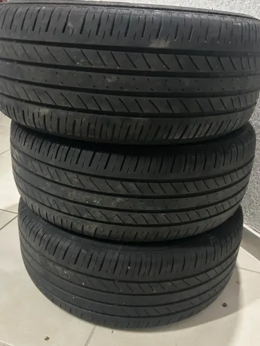 PNEUS TURANZA 215 50 R17