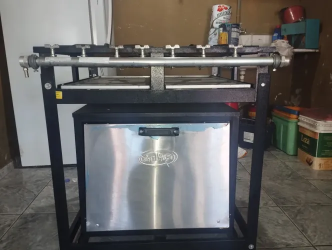 Fogão Industrial 4 Bocas Cristalaço com Forno (Semi novo)