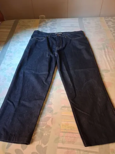 Vende calça ?