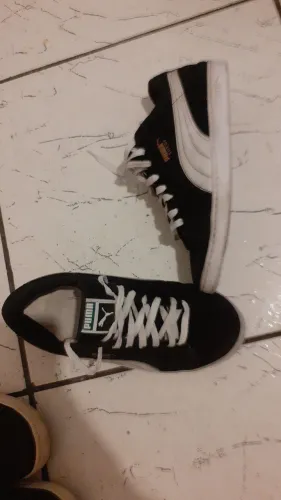 Calçado 1 tênis puma e 1 Nike originais em bom estado 15 cada entrego no metro armenia