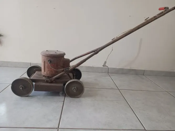 Cortador de grama