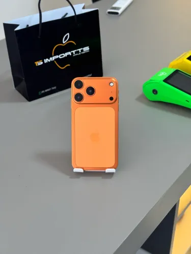 iPhone 11 64 gigas adaptado para 17 Pro