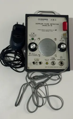 Doppler Flow modelo 811-B Americano