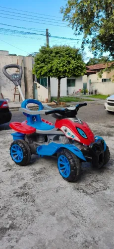 Carrinho passeio quadriciclo