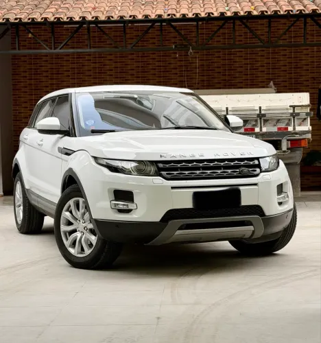 Land Rover Range Rover Evoque Pure 2.0 Aut. 5P 2015