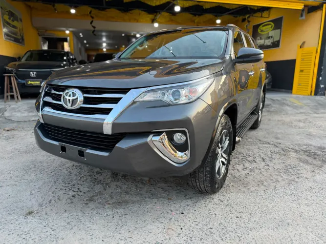 Toyota Hilux SW4 SRV 4X2 2.7 Flex 16V Aut. 2019