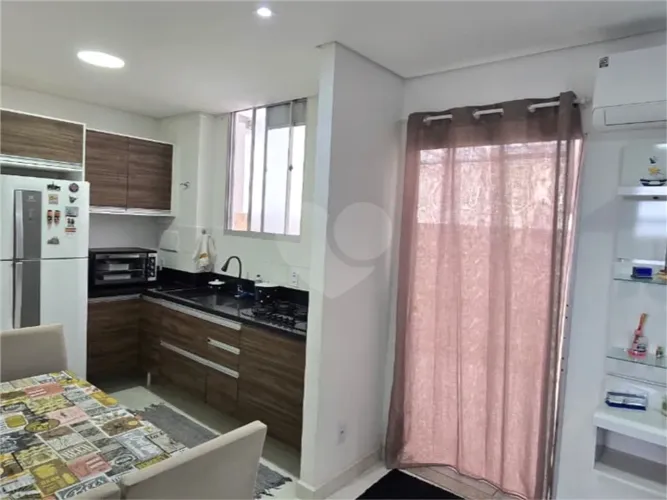 Apartamento à venda com 2 quartos no condomínio Parque Salém, Sorocaba - SP