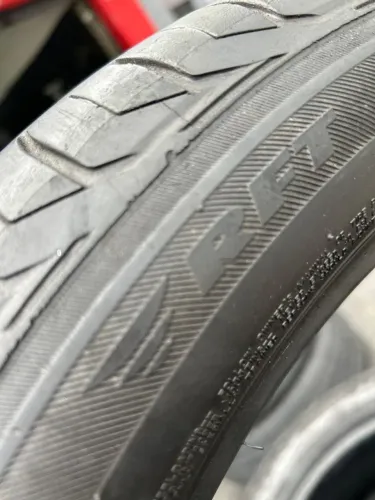 Pneus 225/50/18 Runflat Bridgestone seminovos por 390$ cada instalados BMW X1