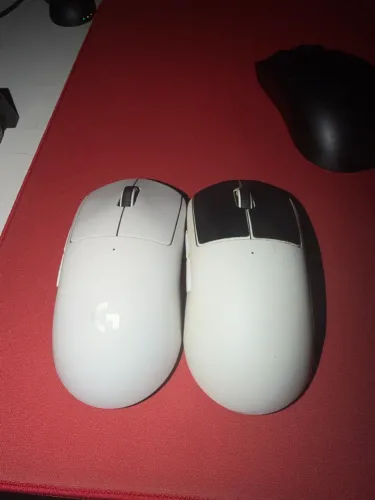 2x Logitech G Pro X Superlight 2 ? 1 Novo + 1 Seminovo